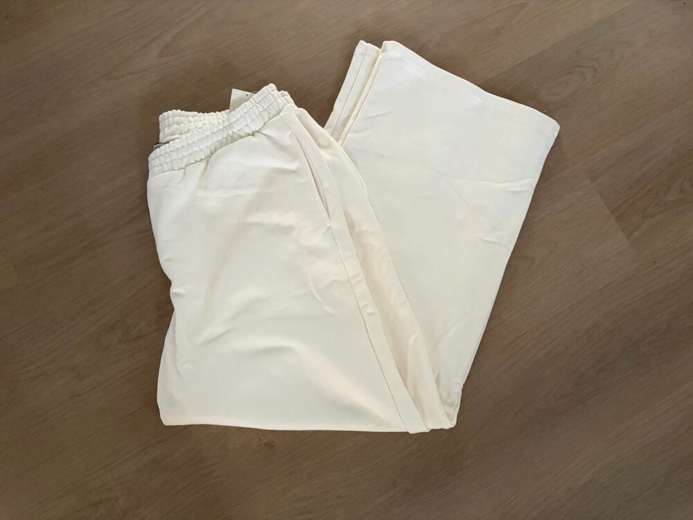 Women's High-Rise Boxer Sweatpants - Parke x Target Cream Size Large Lounge